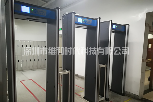 深圳市萬邦速達(dá)_中糧地產(chǎn)_蘇州華豐購(gòu)買SD-8065型X光行李安檢機(jī)及HI-PE進(jìn)口安檢門[圖]
